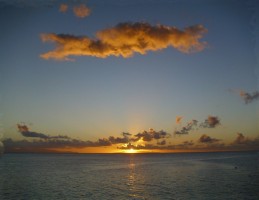 Puesta de sol en Huahine (Polinesia Francesa)